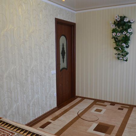 Ветеринарный Apartment Berdychiv Exterior photo