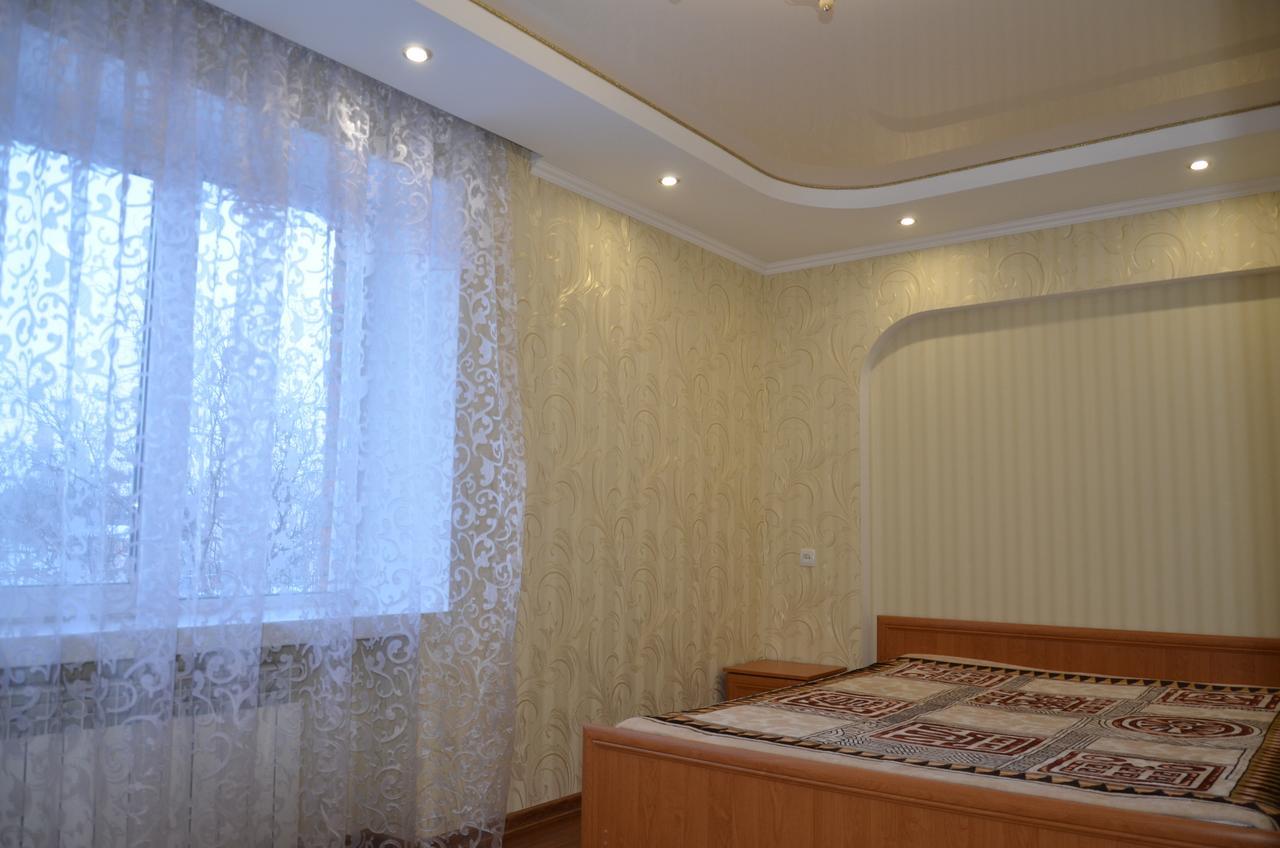 Ветеринарный Apartment Berdychiv Exterior photo